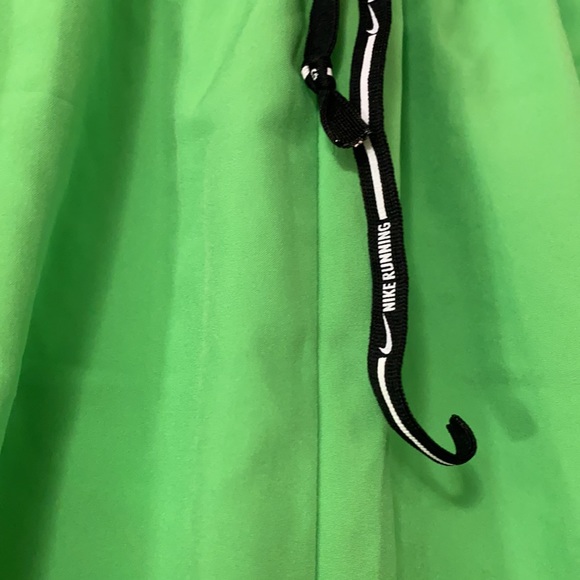 New Nike shorts - Picture 2 of 5